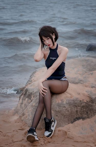 朝鲜乒乓教练嘴角压不住了