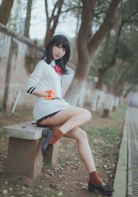 世间女子